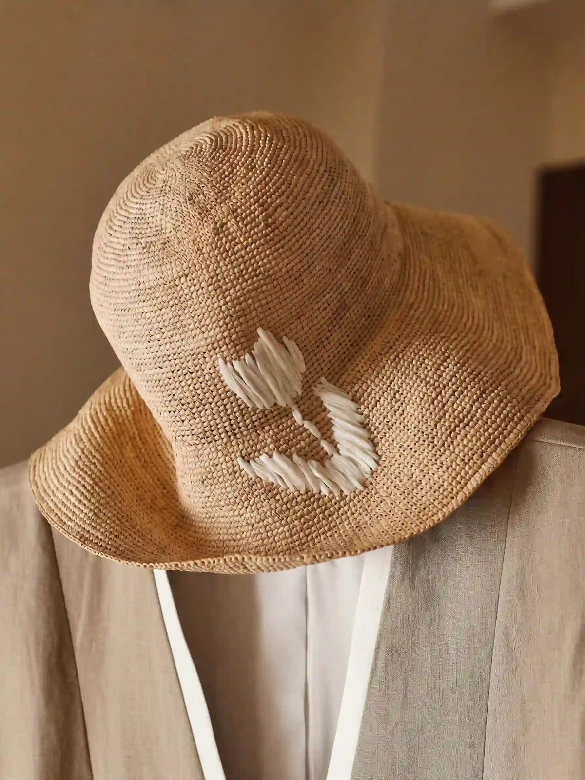 Tulip Raffia Tote