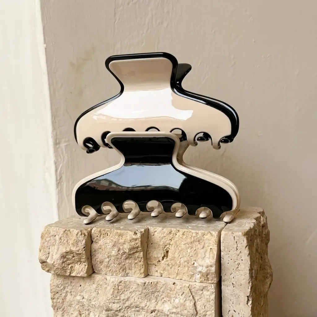 The Eclipse Two-Tone Claw Clip