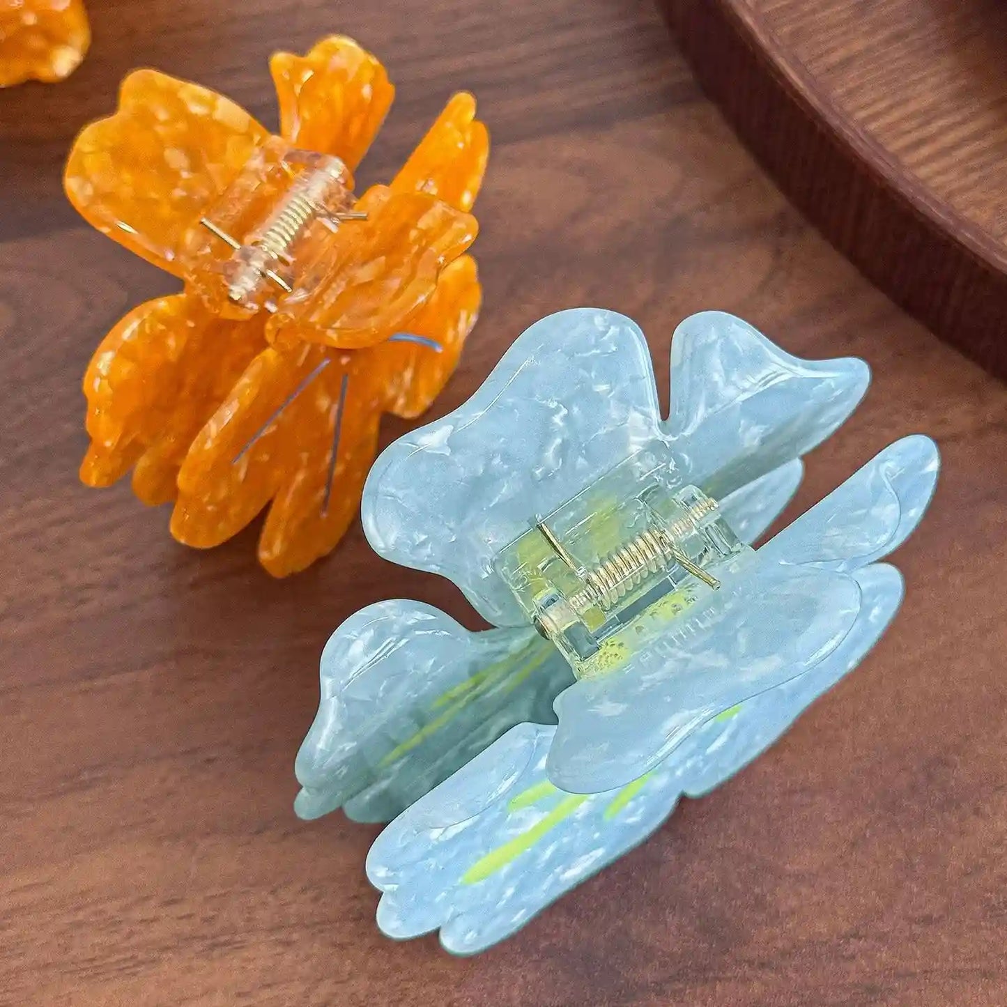 Floral Acetate Claw