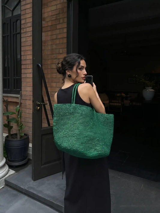 Minimalist Woven Raffia Tote